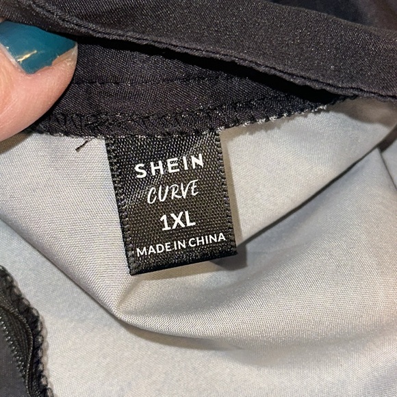 ð€ðŒUNIQUE FLOWER PLUS SIZE DRESS! SWEET BELL SLEEVES! ROOMY!size 1XL NWOT - Picture 7 of 11